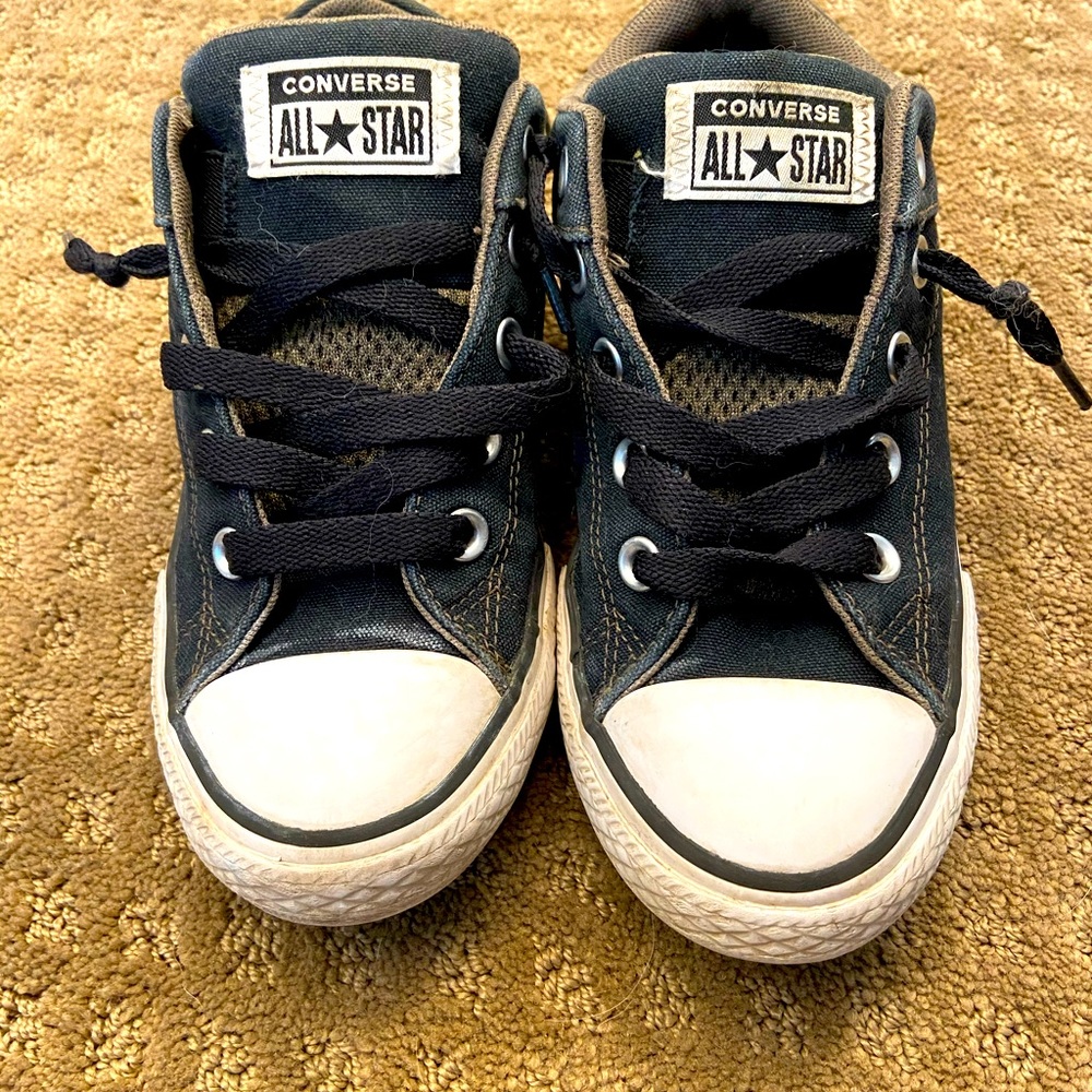 Converse Slip ons, kids size 3